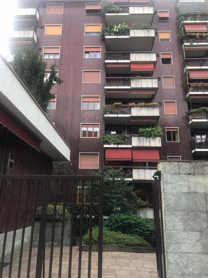 Emeraldway - Bellissimo Appartamento In Zona Sempione-Tre Torri Μιλάνο Εξωτερικό φωτογραφία